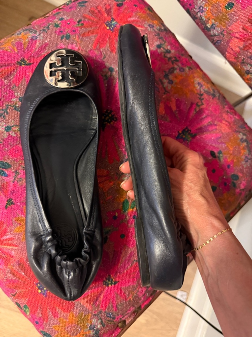Tory Burch Dark Navy Leather Logo Round-Toe Ballet Flats - Picture 5 of 8